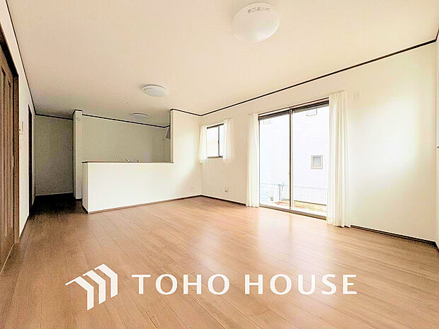 家族みんなが爽やかに過ごせるように、光をたっぷり取り込んだLDK