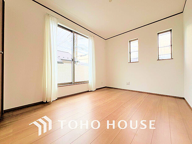 家具の配置のし易い室内です。趣味の部屋としても充分な広さです