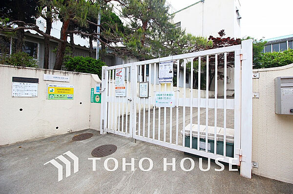 大田区立赤松小学校　距離220ｍ
