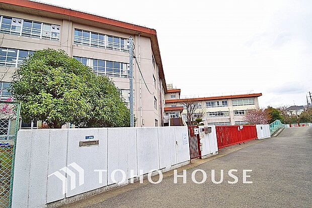 川崎市立長尾小学校　距離450m