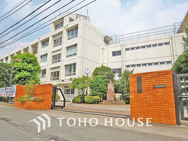 川崎市立向丘中学校　距離600m