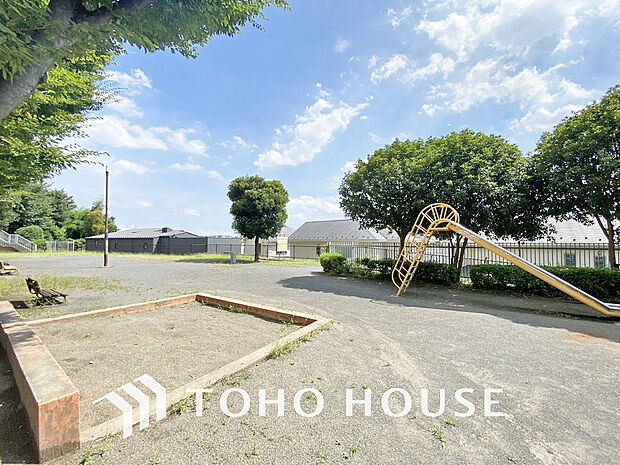 神木高根公園　距離180m