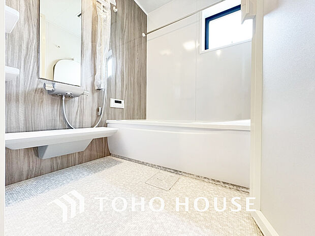 くつろぎの空間でゆったりバスタイム