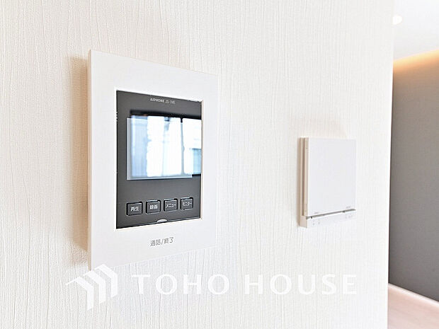 TVモニター付きインターホンで安心のセキュリティ