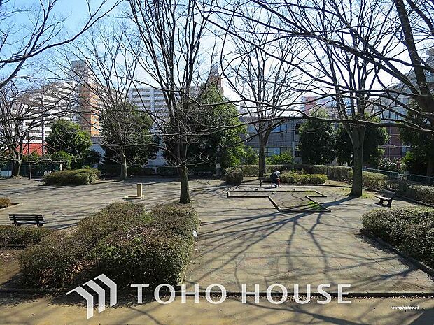 南成瀬中央公園　距離1600m