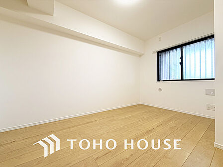 採光もある洋室は、くつろぎのひと時を過ごすのにぴったり