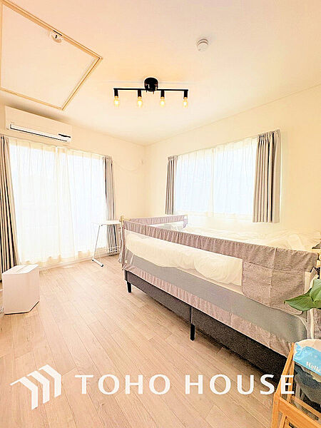 家具の配置のし易い室内です。趣味の部屋としても充分な広さです