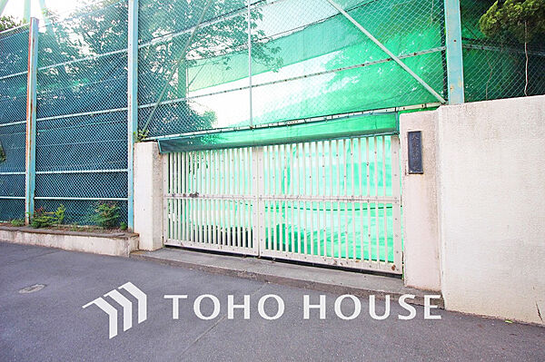 大田区立大森東中学校　距離1100ｍ