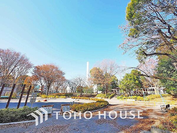 希望丘記念公園　距離600ｍ