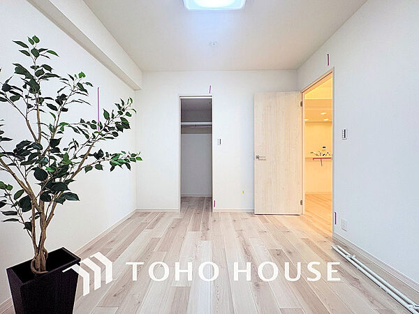 シンプルですっきりとした室内は飽きのこない居心地の良い雰囲気です