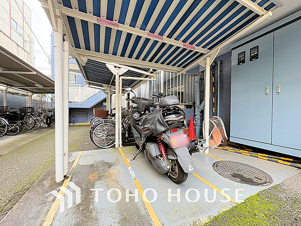 バイク置場（料金・空き状況はご確認ください）