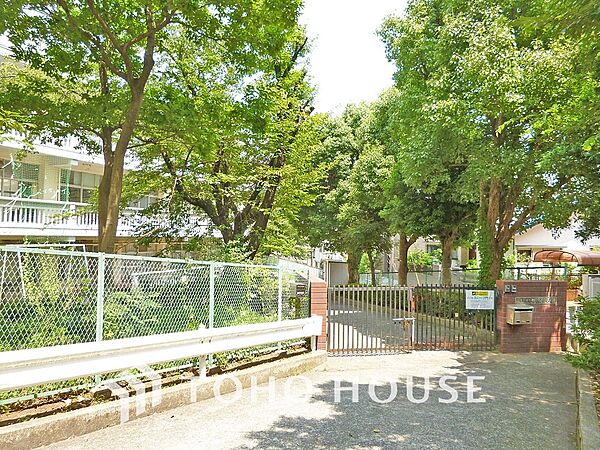 横浜市立榎が丘小学校　距離170m