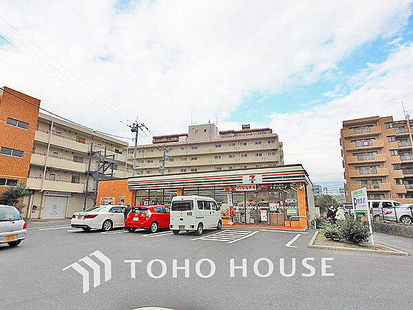 セブンイレブン 横浜鴨居1丁目店　距離300ｍ