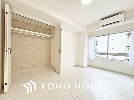 採光もある洋室は、くつろぎのひと時を過ごすのにぴったり