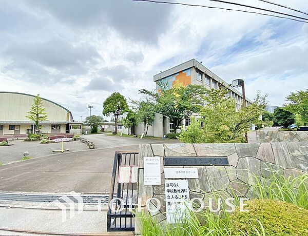 多摩市立多摩永山中学校　距離500ｍ