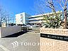 周辺：横浜市立東山田中学校　距離650ｍ
