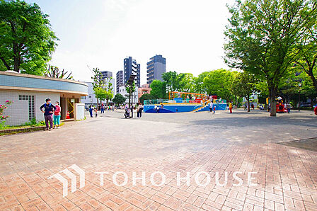 南河原公園 距離550m