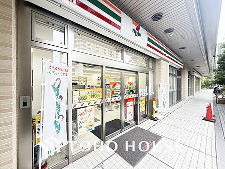 セブンイレブン 品川シーサイド店 距離500m