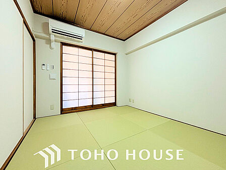 採光もあるお部屋は、くつろぎのひと時を過ごすのにぴったり