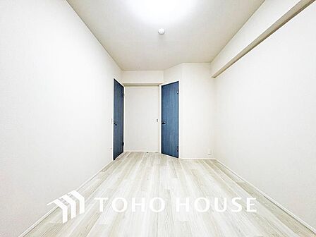 白を基調とした室内は、明るい住空間を造り出すだけでなく、清潔感をもたらしてくれます。