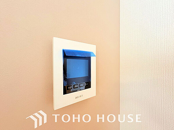 来客が一目でわかるモニター付きインターホン