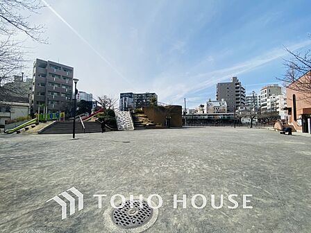 福富町西公園 距離70m