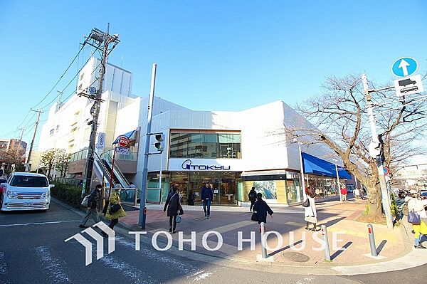 東急百貨店 たまプラーザ店　距離1100ｍ