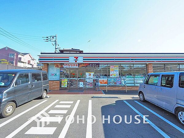 セブンイレブン 横浜美しが丘西保木店　距離700ｍ