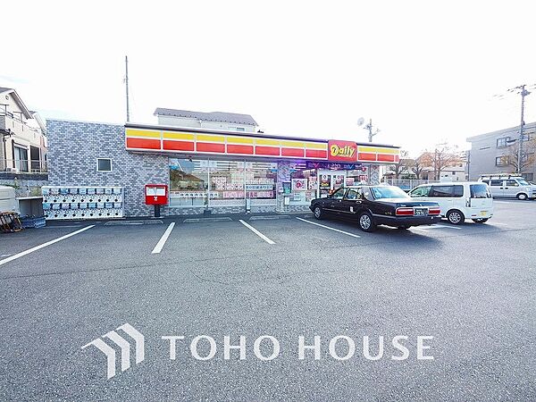 デイリーヤマザキ 横浜美しが丘西店　距離900ｍ