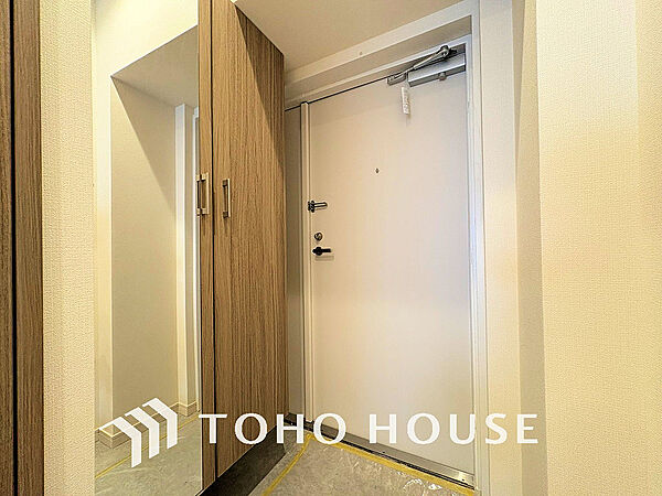 玄関を拡大表示