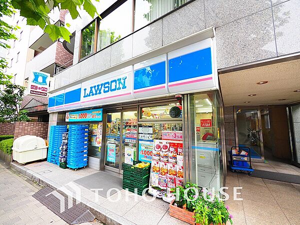 ローソン 赤坂九丁目店　距離260m
