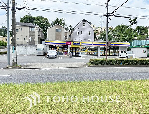 ミニストップ 多摩永山店　距離1800ｍ