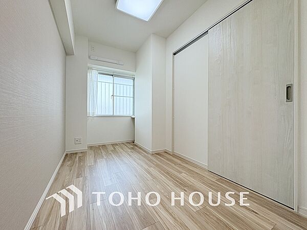 1日の疲れを癒し、心地よく寛げるようゆったりとした広さをしています
