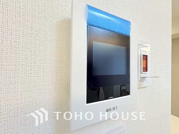 来客が一目でわかるモニター付きインターホン