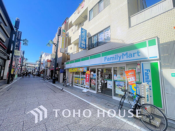 ファミリーマート戸越銀座店　距離500ｍ