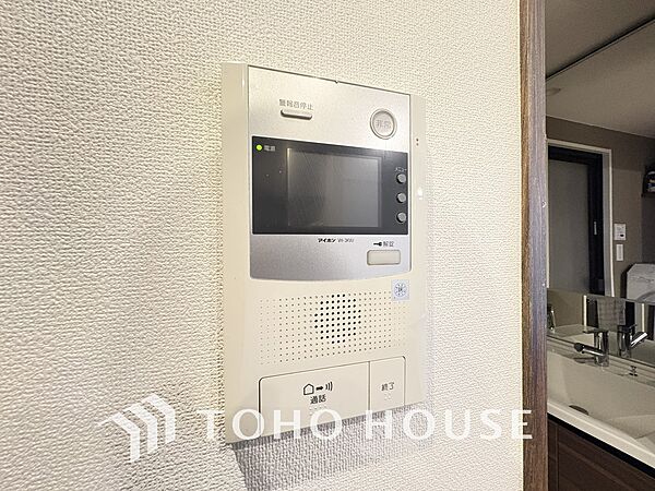 TVモニター付きインターホンで安心のセキュリティ