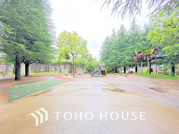百合丘第4公園　距離260ｍ