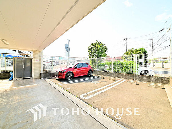 駐車場（料金・空き状況はご確認ください）