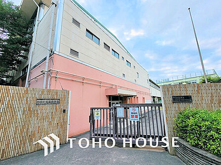 渋谷区立笹塚中学校 距離500m