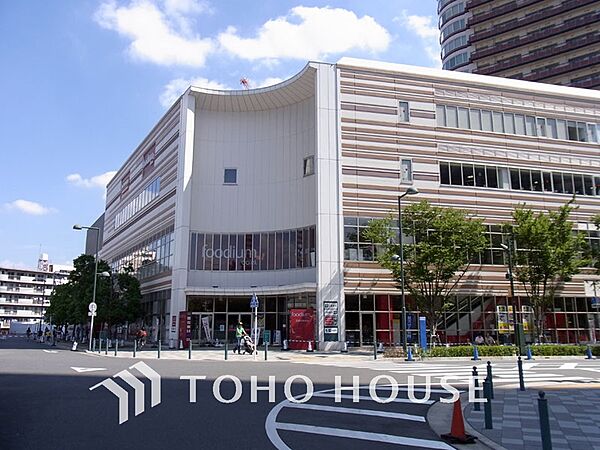 foodium 武蔵小杉　距離100m
