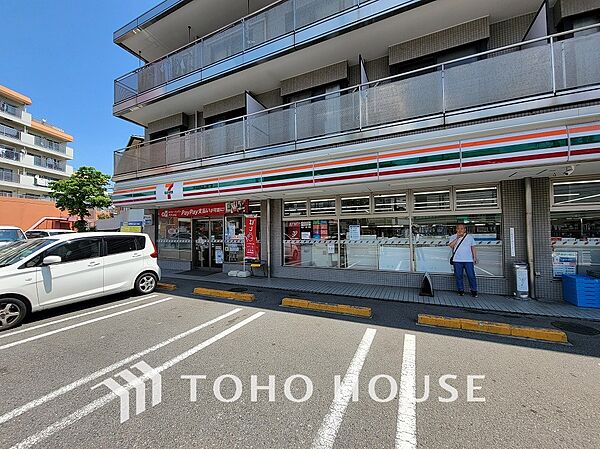 セブンイレブン 横浜根岸公園店　距離1200ｍ