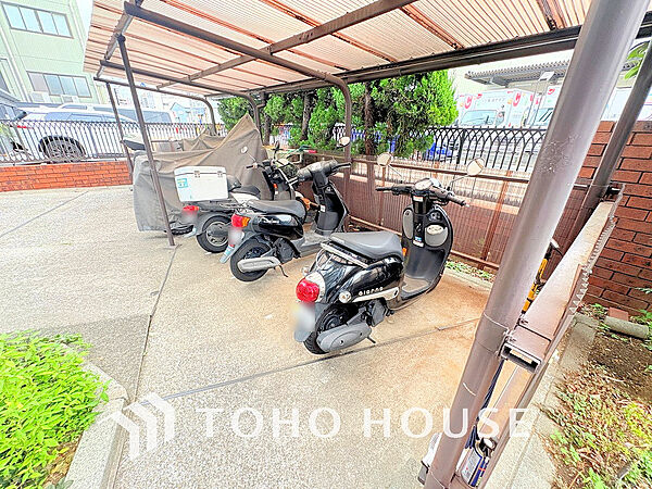 バイク置場（料金・空き状況はご確認ください）