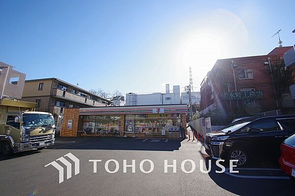 セブンイレブン 横浜梅ヶ丘店　距離500m