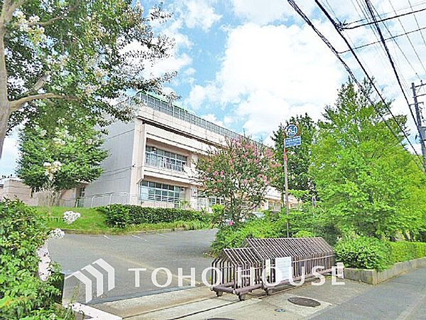 横浜市立中川西中学校　距離400m