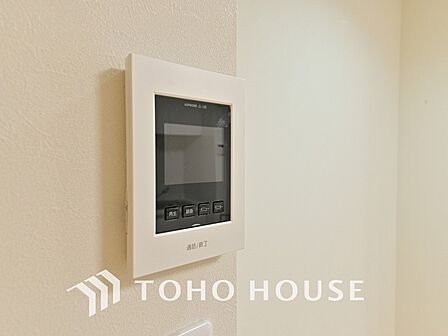来客が一目でわかるモニター付きインターホン