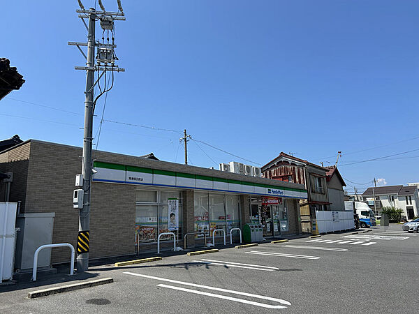 ファミリーマート常滑保示町店