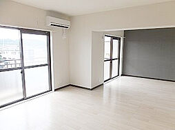 ソレイユI 303 3階1LDKのリビング/ダイニング