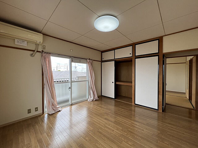 洋室