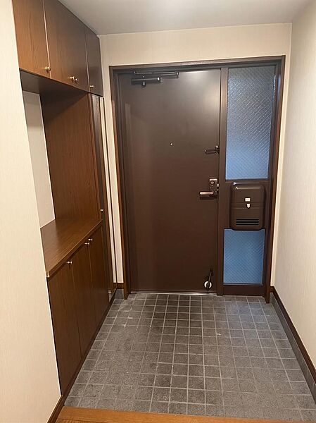 【最上階・7階】陽当り・眺望良好！広々とした専用ポーチ付きの快適住空間