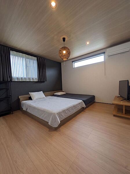 【令和7年築×築浅美邸】アキュラホーム施工の注文住宅！太陽光・エコキュート搭載のオール電化＆長期優良住宅！リビング壁にエコカラット採用・開放的なタイルテラス付・お車3台駐車可能なゆとりの敷地！